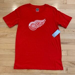 NEW Detroit Red Wings youth boys size XL 14/16 short sleeve shirt